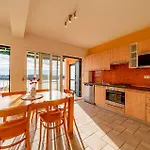 Apartment Gorgeous In Karbuni With Wifi Potirna