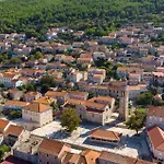 Gorgeous In Karbuni With Wifi * Potirna