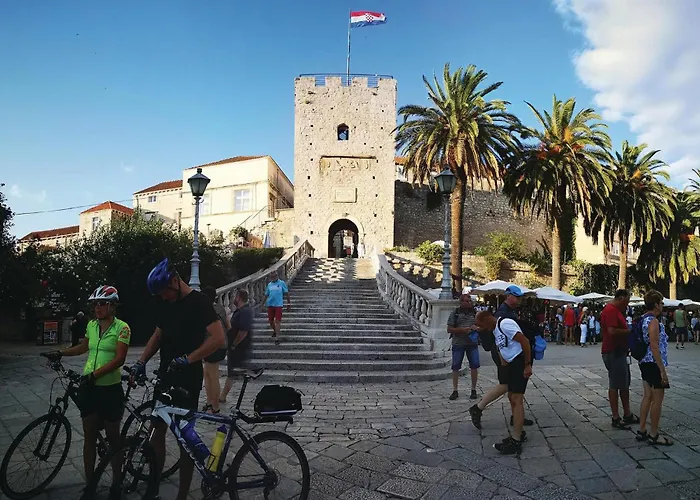 Gorgeous In Karbuni With Wifi Potirna