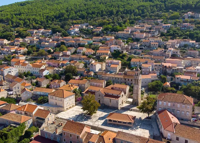 Gorgeous In Karbuni With Wifi * Potirna